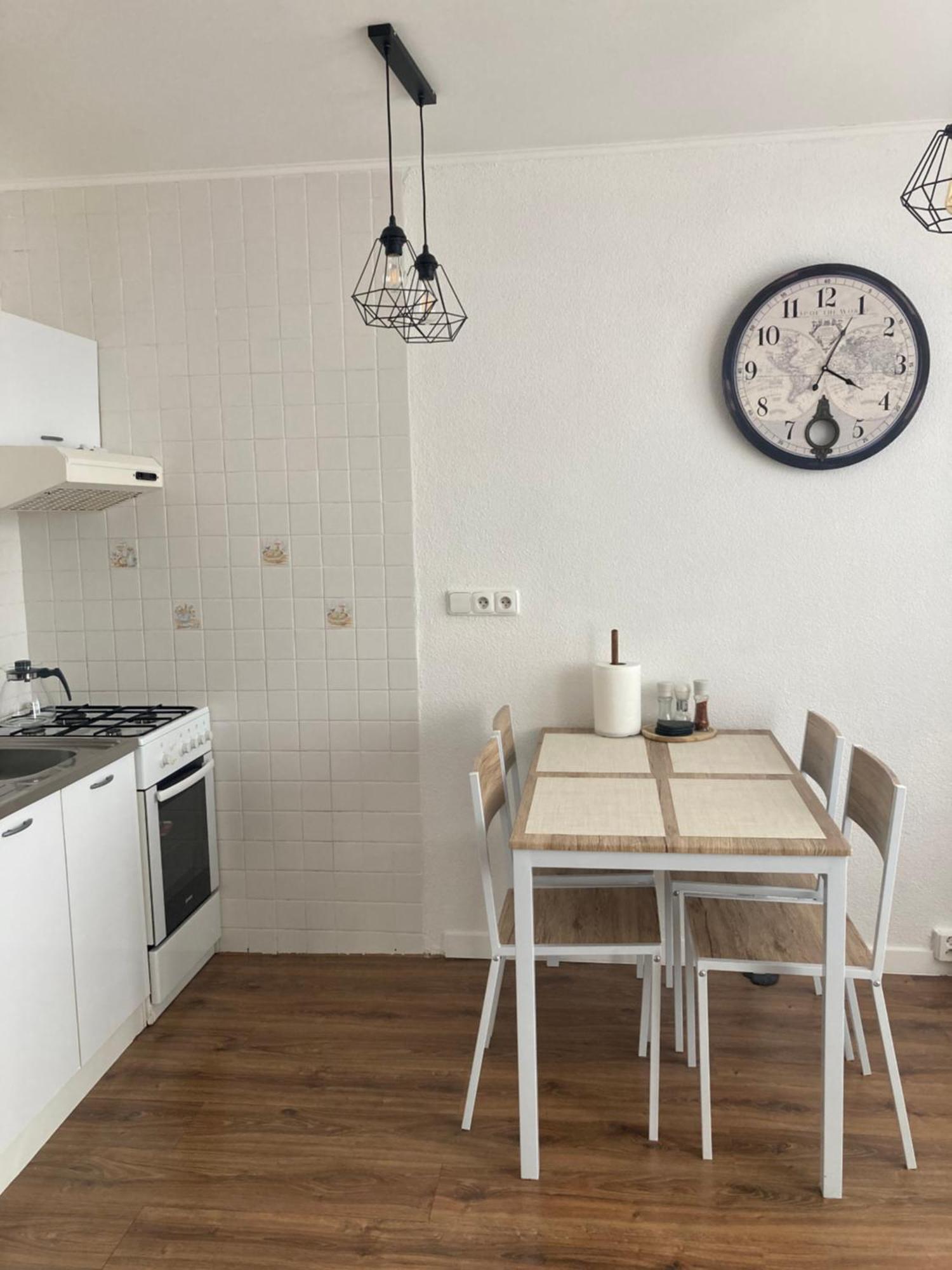 Utulny Apartman Blizko Centra Michalovce Exteriör bild
